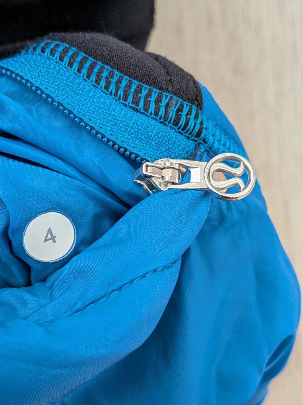 Lululemon Jacket Women's 4 Run Bundle Performance Full Zip - Picture 7 of 10